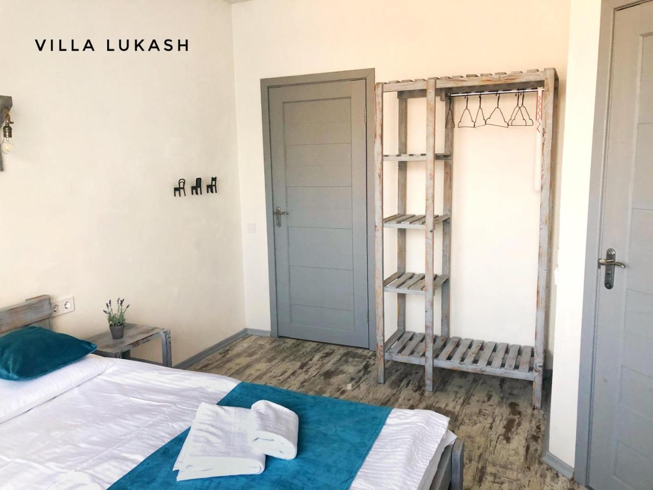 Villa Lukash Yanoshi Exterior foto